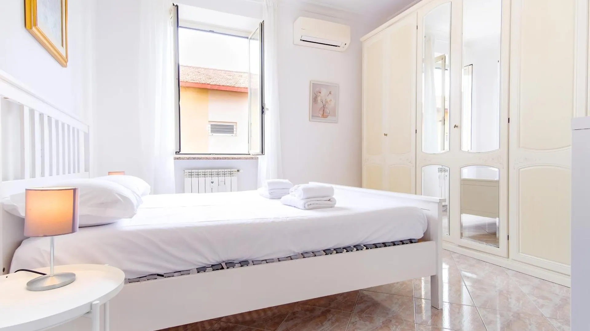 Elegantis Labicana Apartment - Few Steps From The Colosseum 0*, Rome