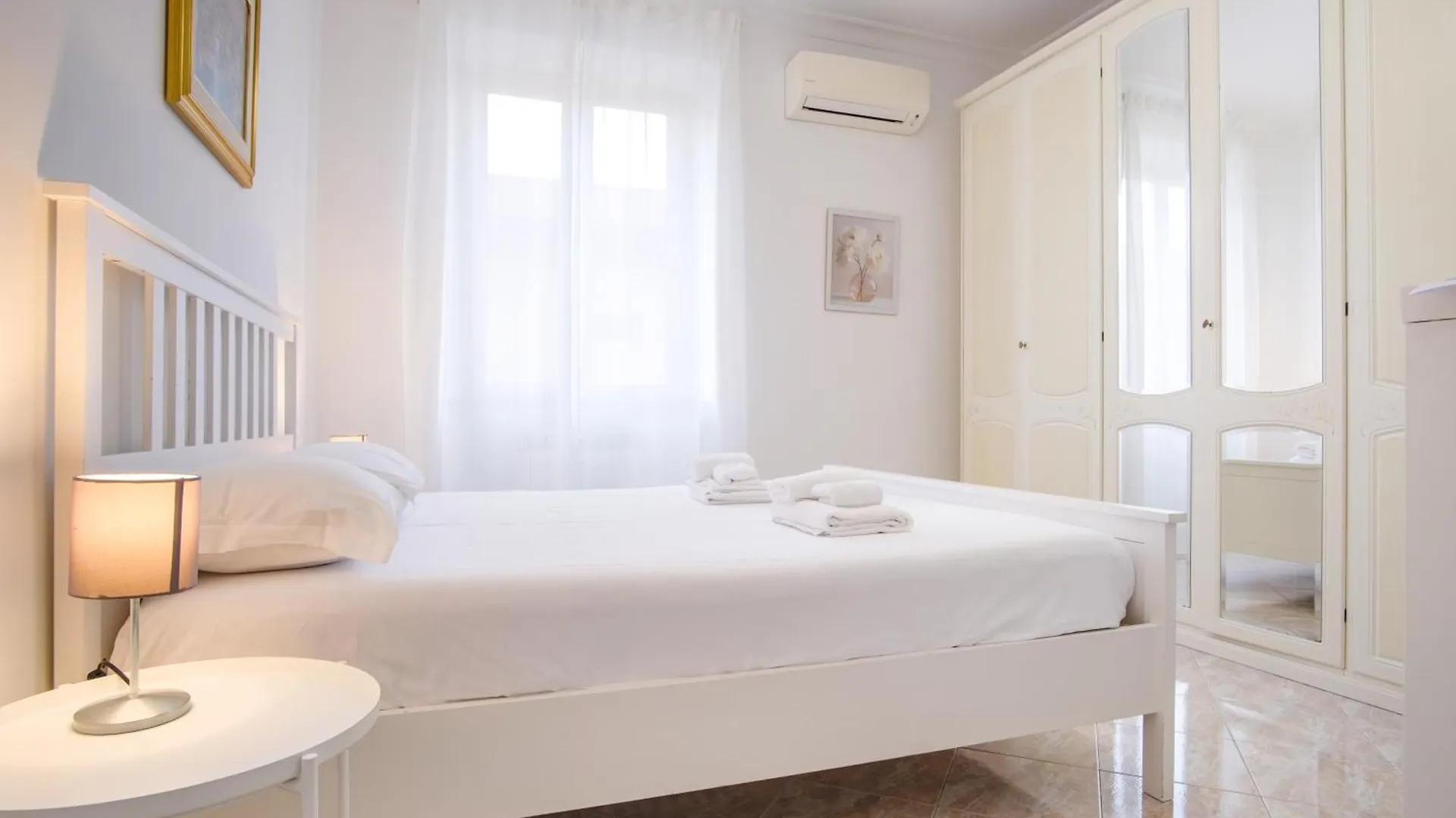 Elegantis Labicana Apartment - Few Steps From The Colosseum