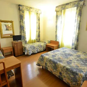 Tirreno Rom