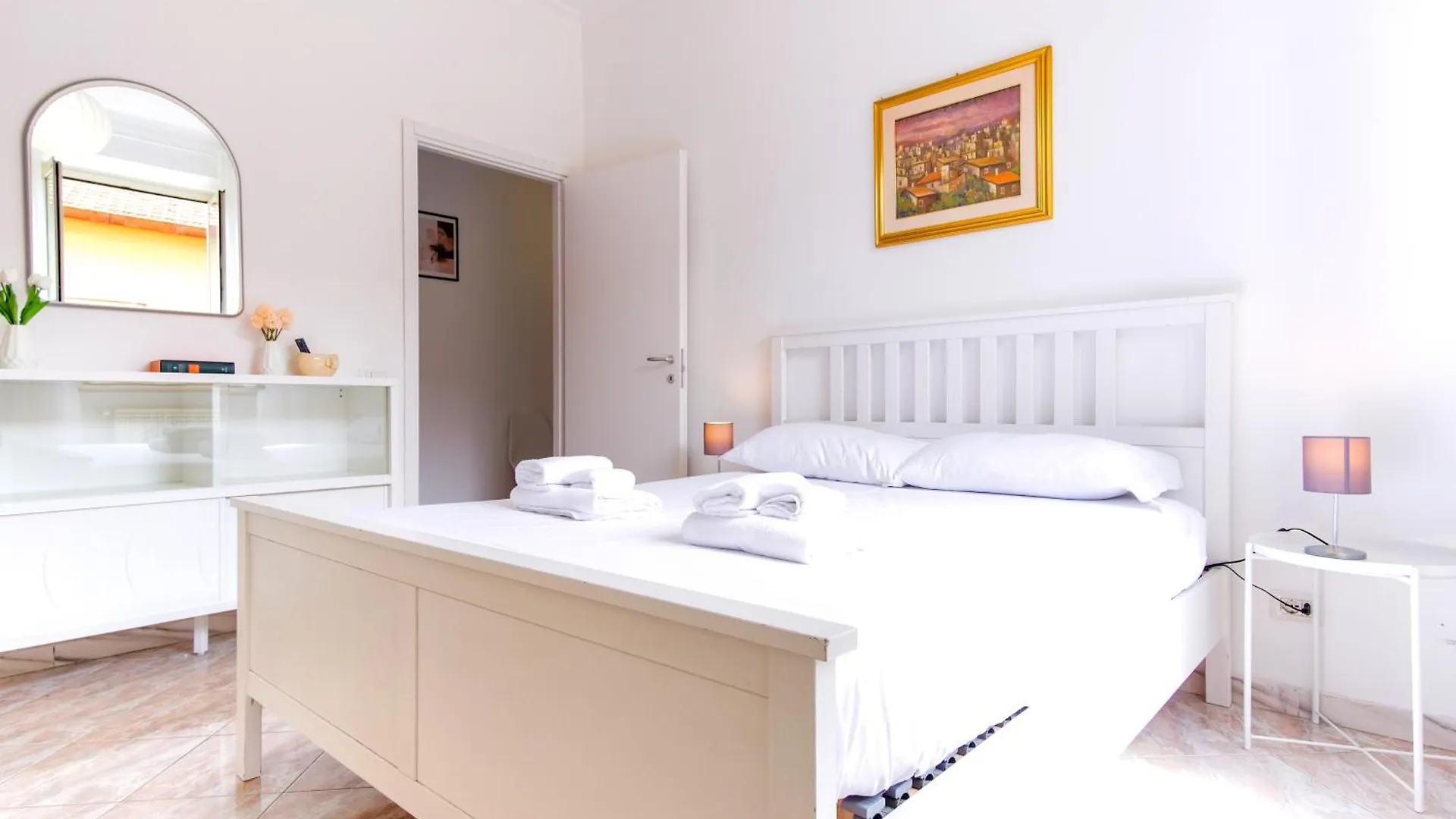 Elegantis Labicana Apartment - Few Steps From The Colosseum